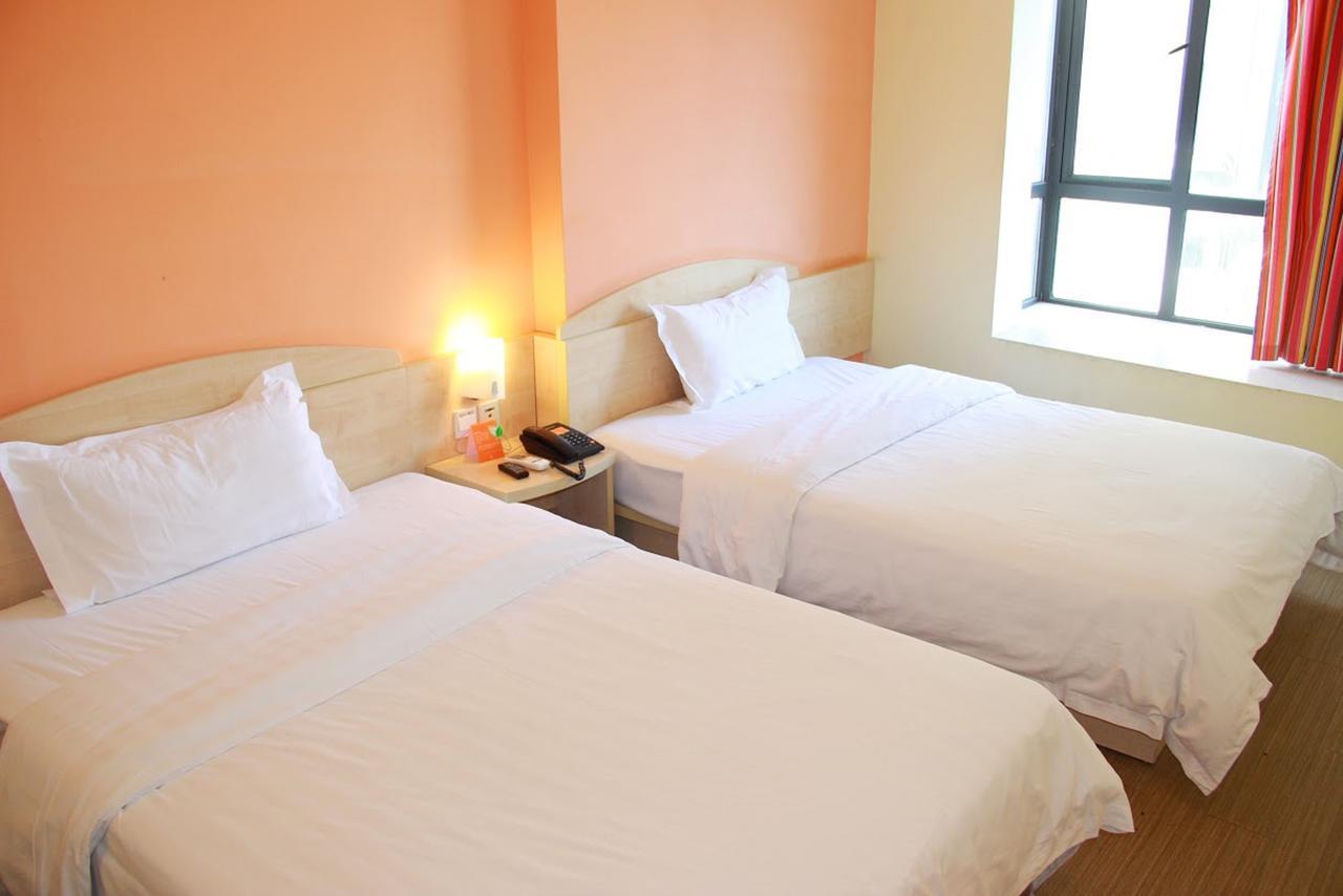 7Days Inn Lingshui Beidou Road Exterior photo
