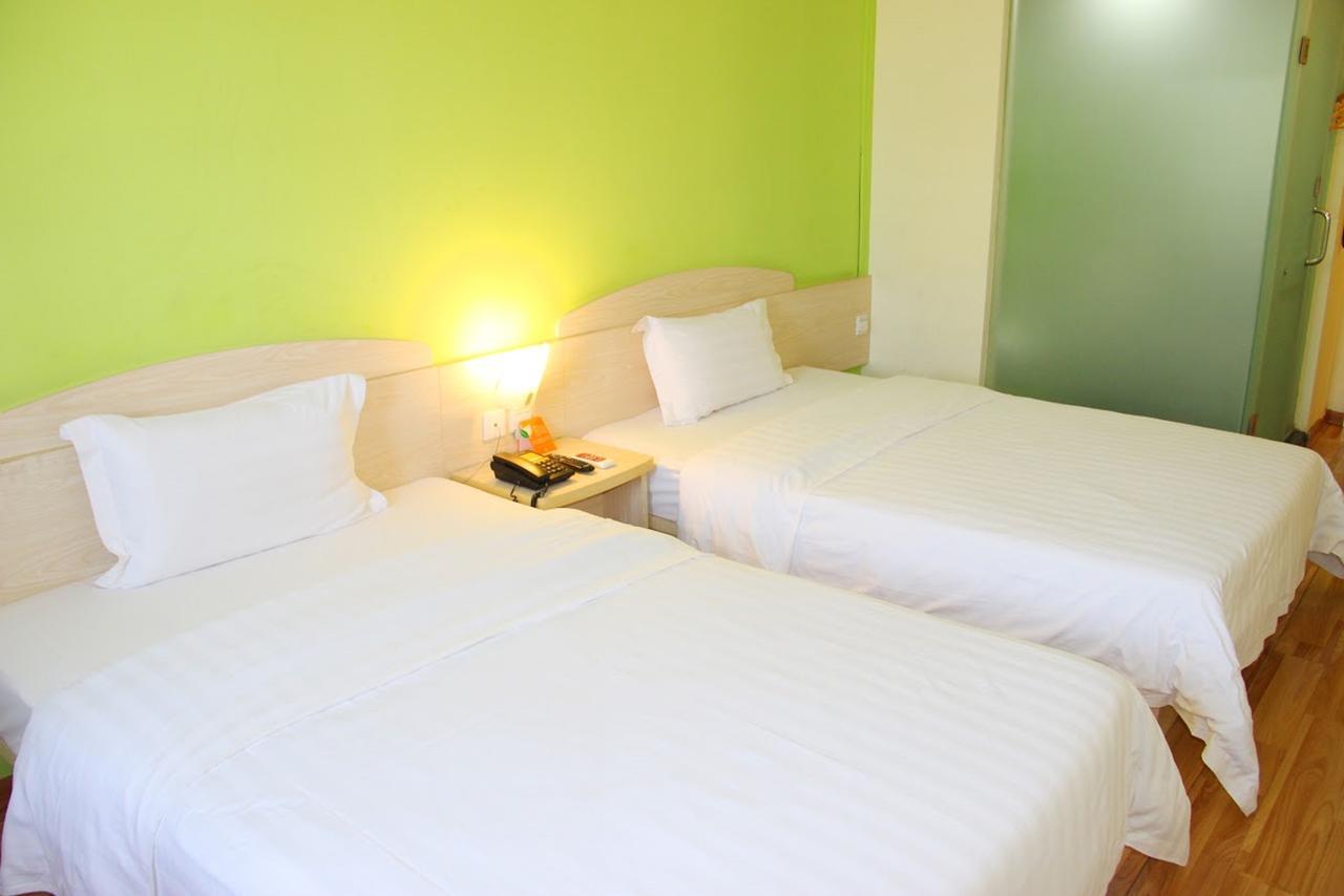 7Days Inn Lingshui Beidou Road Exterior photo
